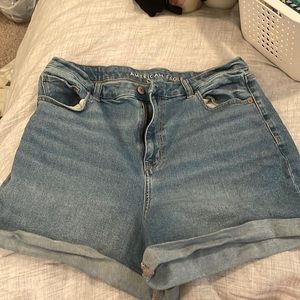 American eagle curvy mom shorts